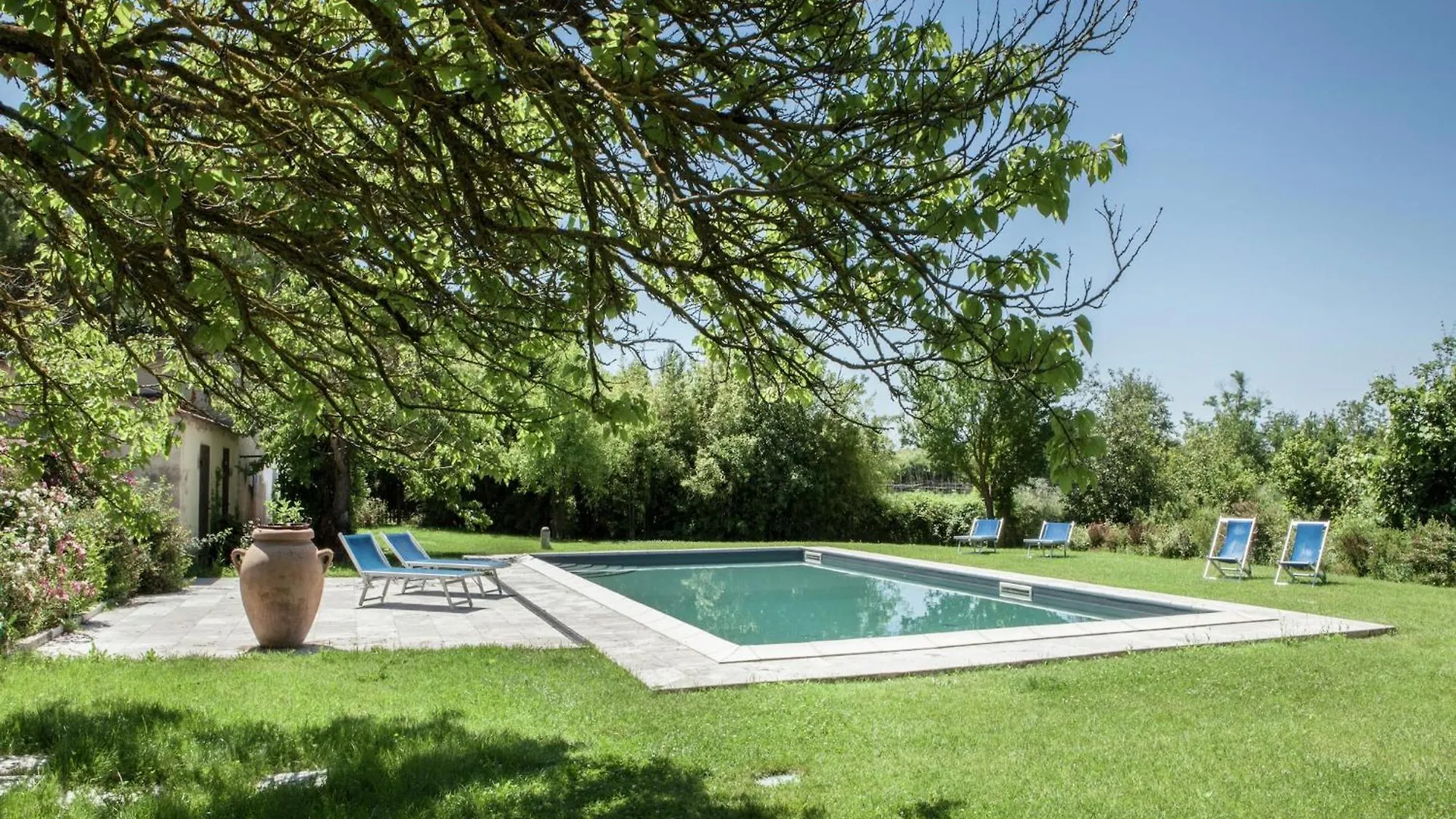 Chic Farmhouse In Asciano Italy With Swimming Pool Italy